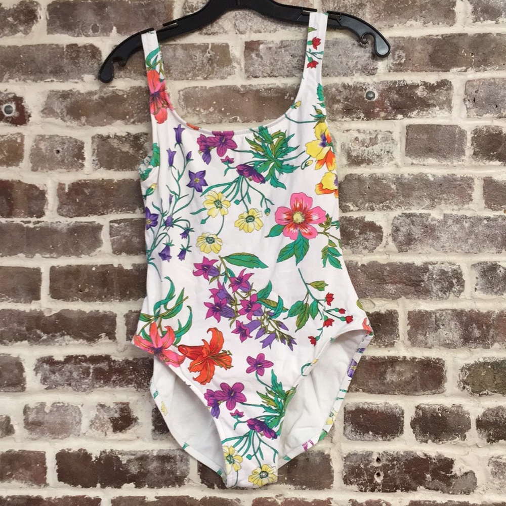 Sold 90s White cotton Floral